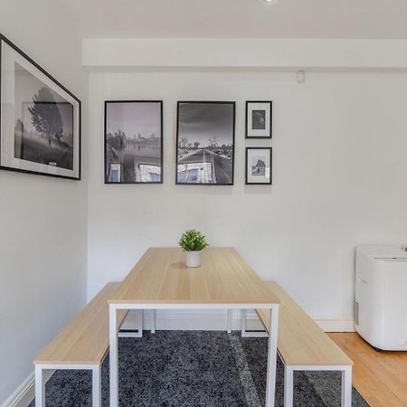 London Waterloo Apartment With Large Private Terrace - View Of The London Eye - 1 Bedroom 1 Bath Buitenkant foto