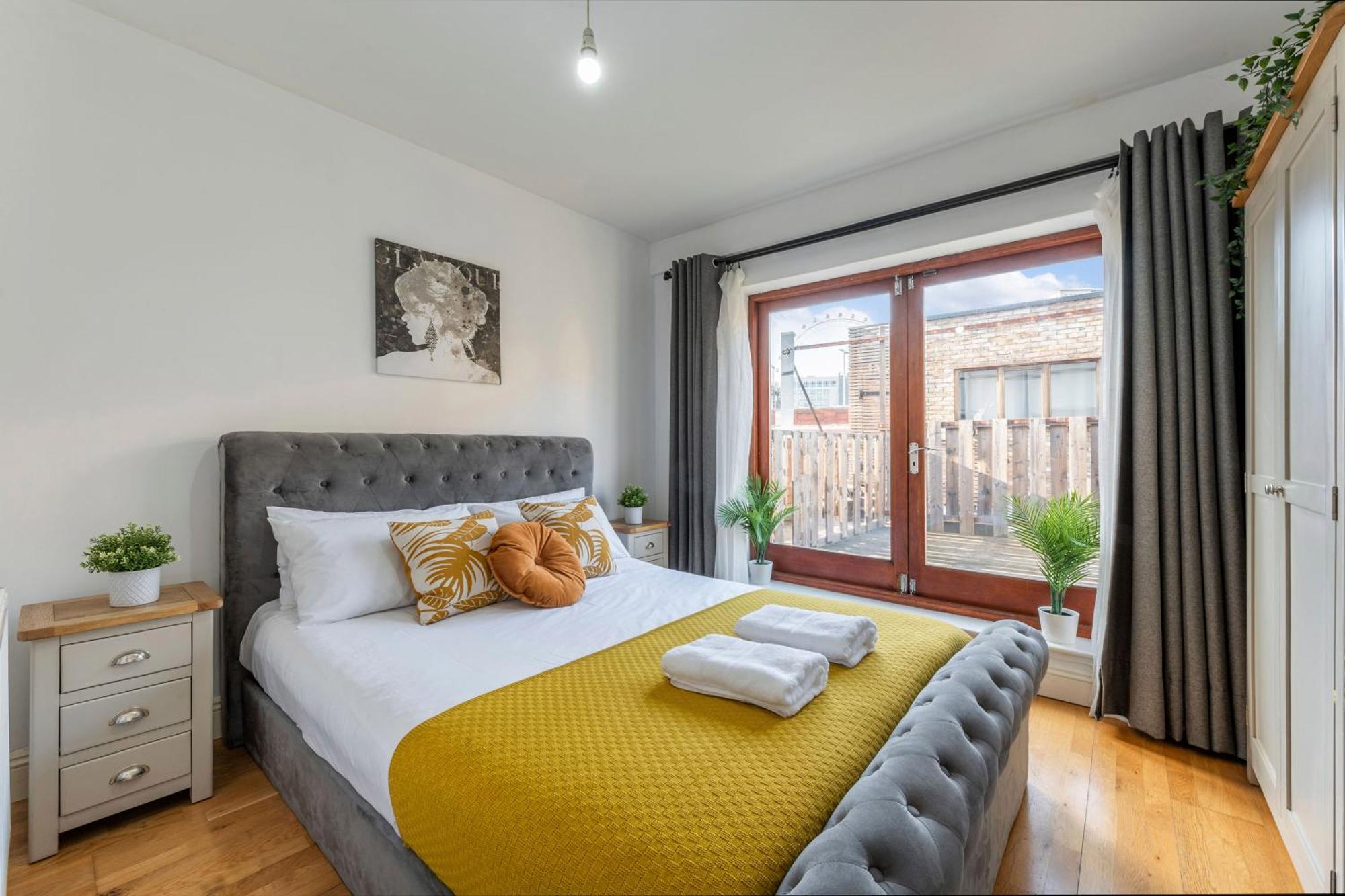 London Waterloo Apartment With Large Private Terrace - View Of The London Eye - 1 Bedroom 1 Bath Buitenkant foto