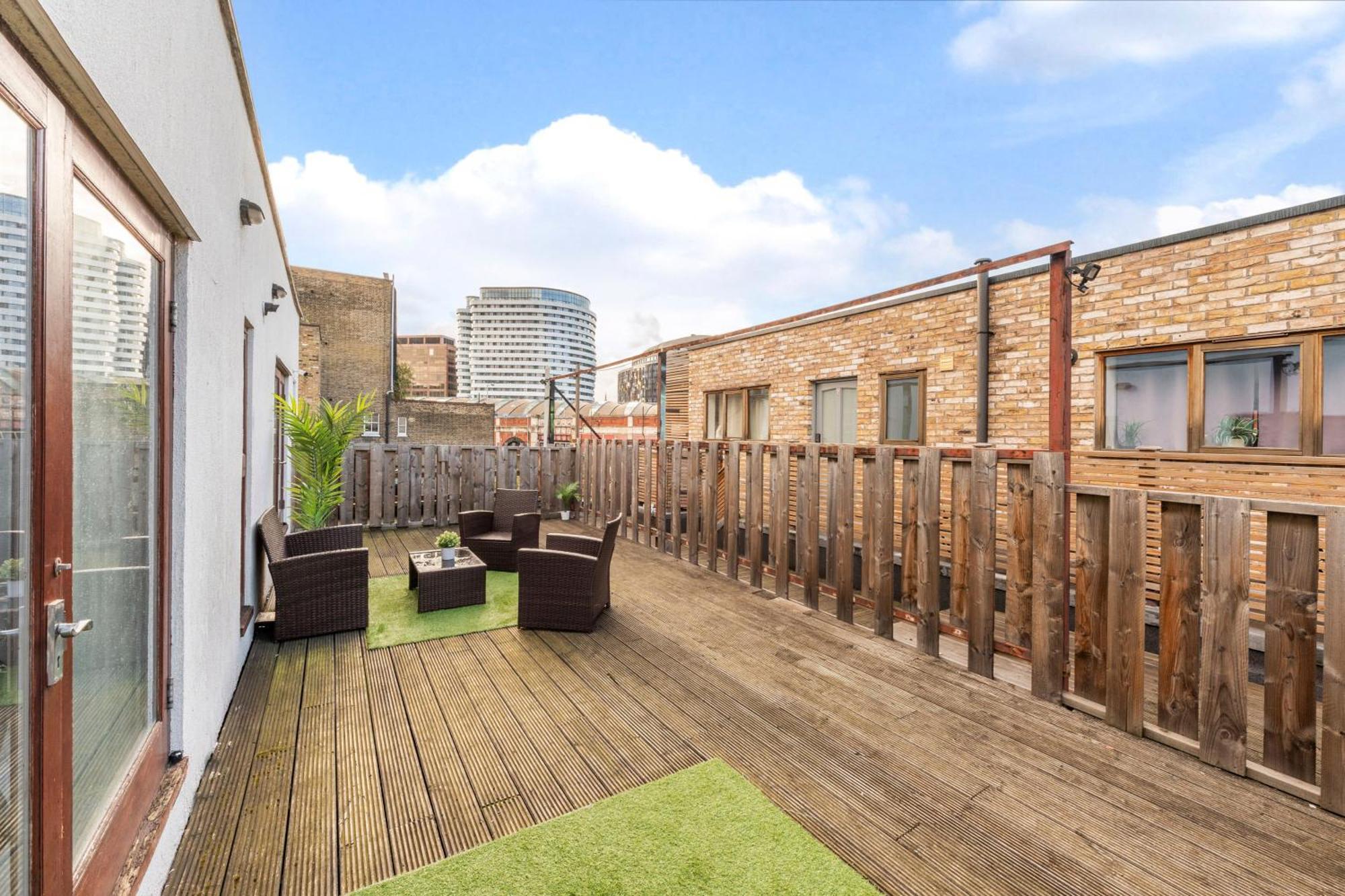 London Waterloo Apartment With Large Private Terrace - View Of The London Eye - 1 Bedroom 1 Bath Buitenkant foto