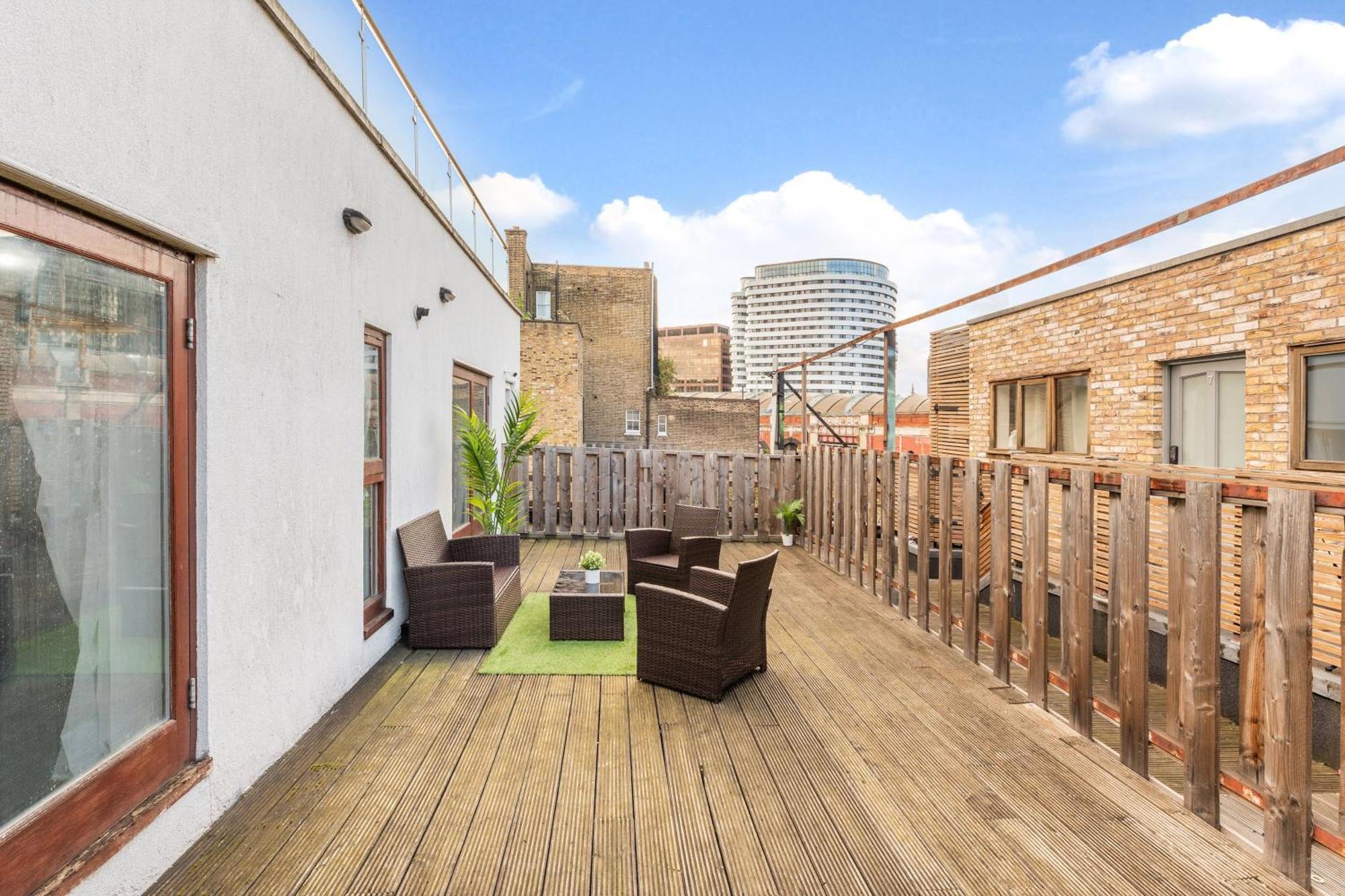 London Waterloo Apartment With Large Private Terrace - View Of The London Eye - 1 Bedroom 1 Bath Buitenkant foto