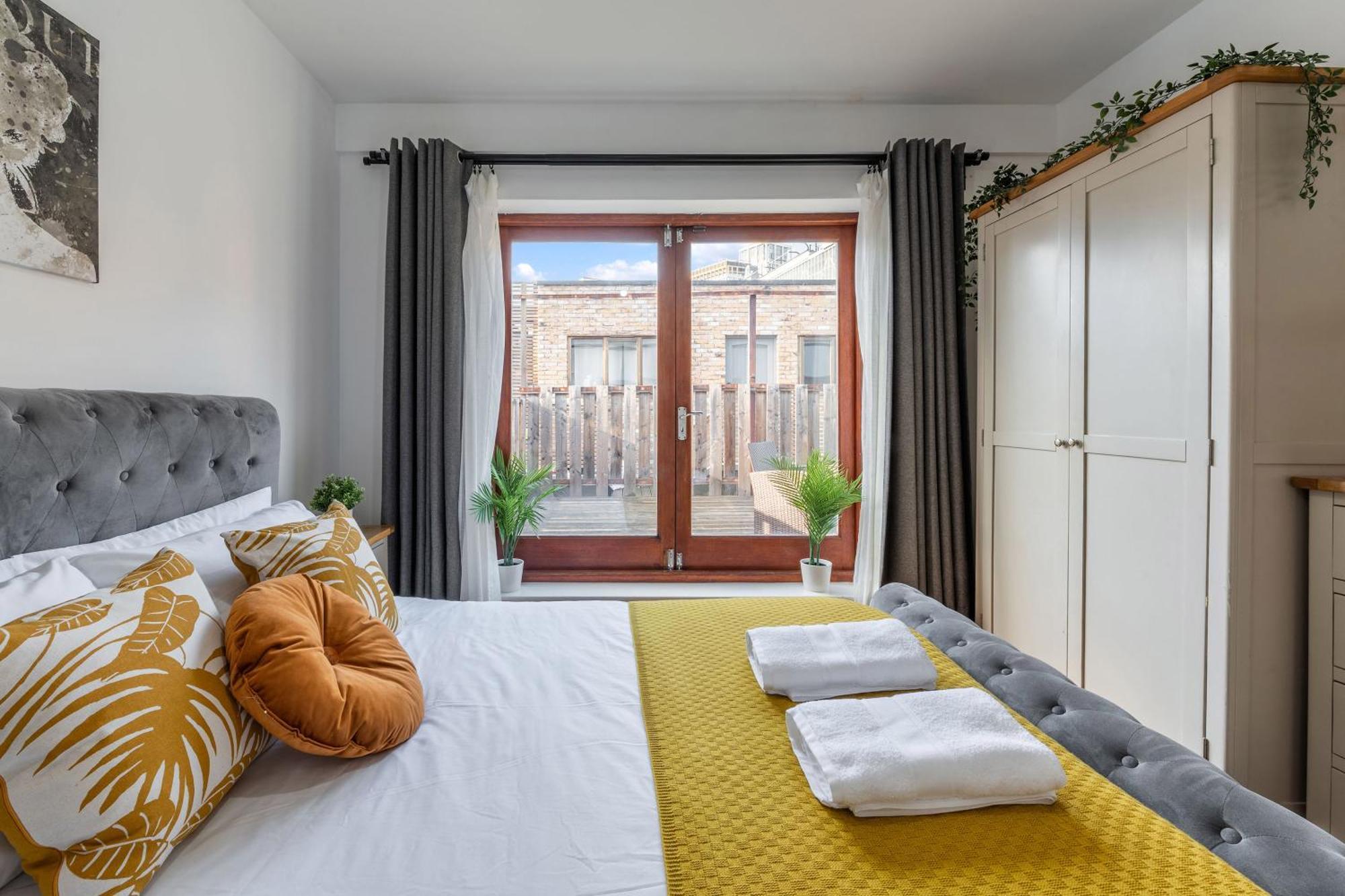 London Waterloo Apartment With Large Private Terrace - View Of The London Eye - 1 Bedroom 1 Bath Buitenkant foto